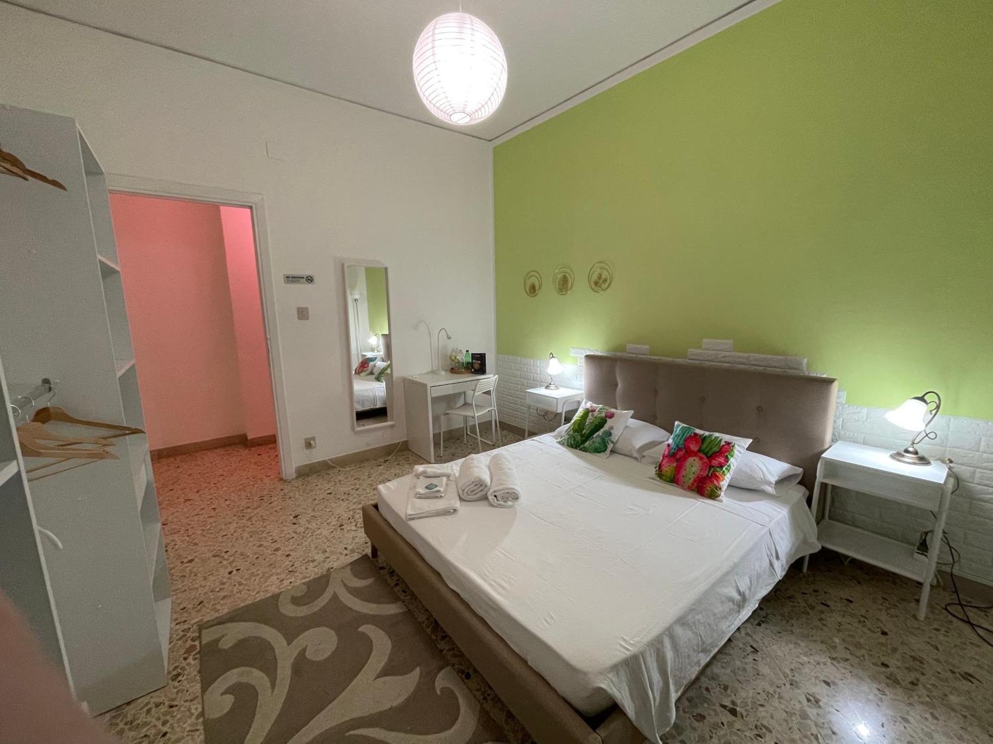 パレルモ Casa Dei Nonni Di Yuri Bed & Breakfast エクステリア 写真